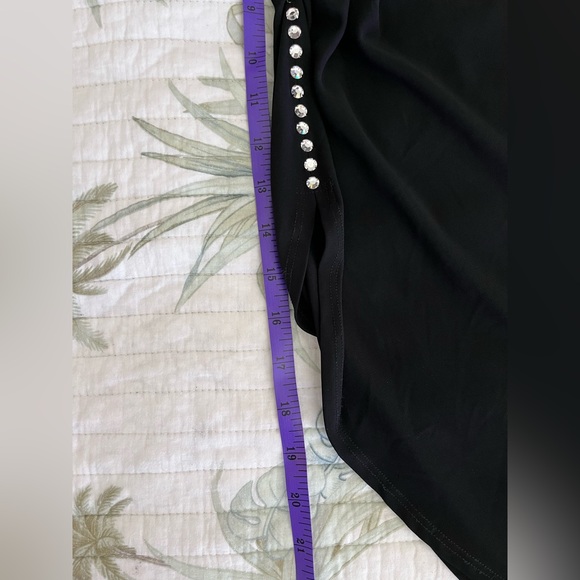 Laundry Black Asymmetrical Skirt with Diamond Embellishment on Side (Size Small) - Picture 6 of 9